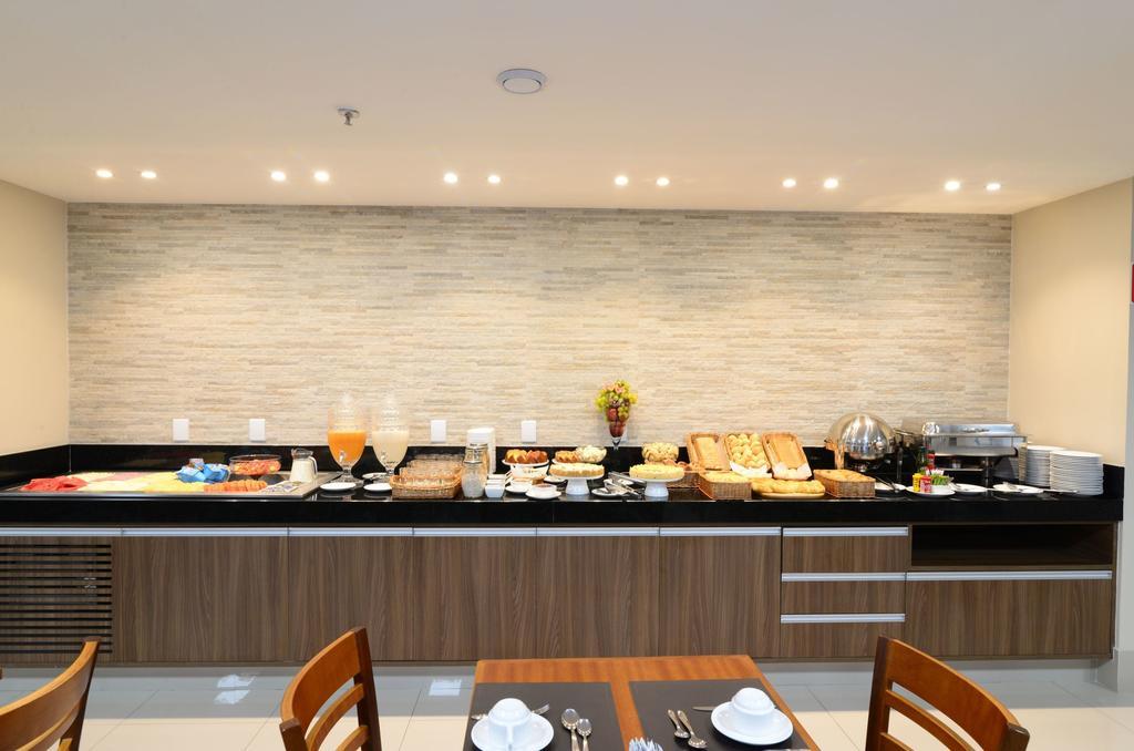 Tulip Inn Vila Velha Vila Velha  Bagian luar foto